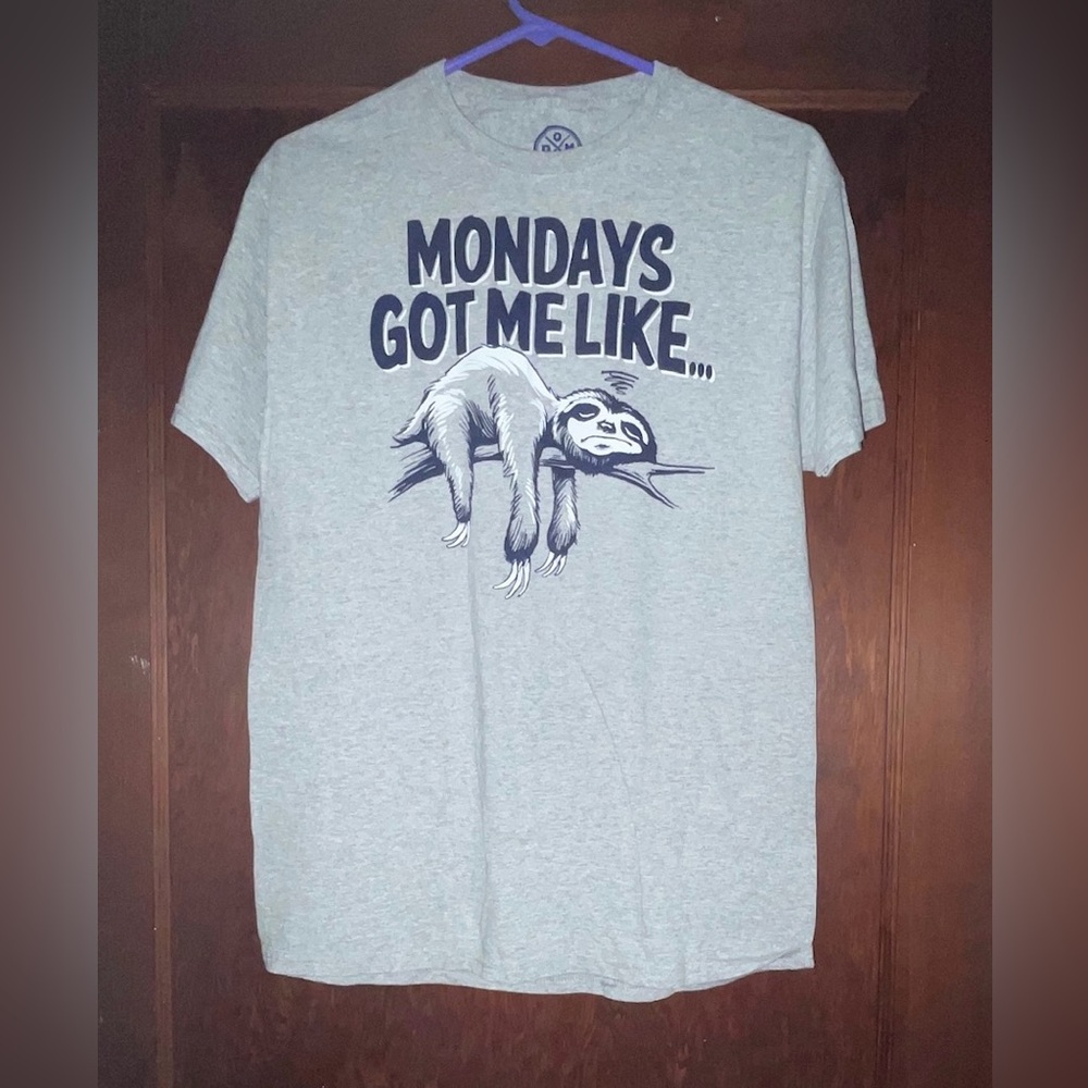 NEW Women DOM Gray Short Sleeve T-Shirt It's About The Art Mondays Got Me Like